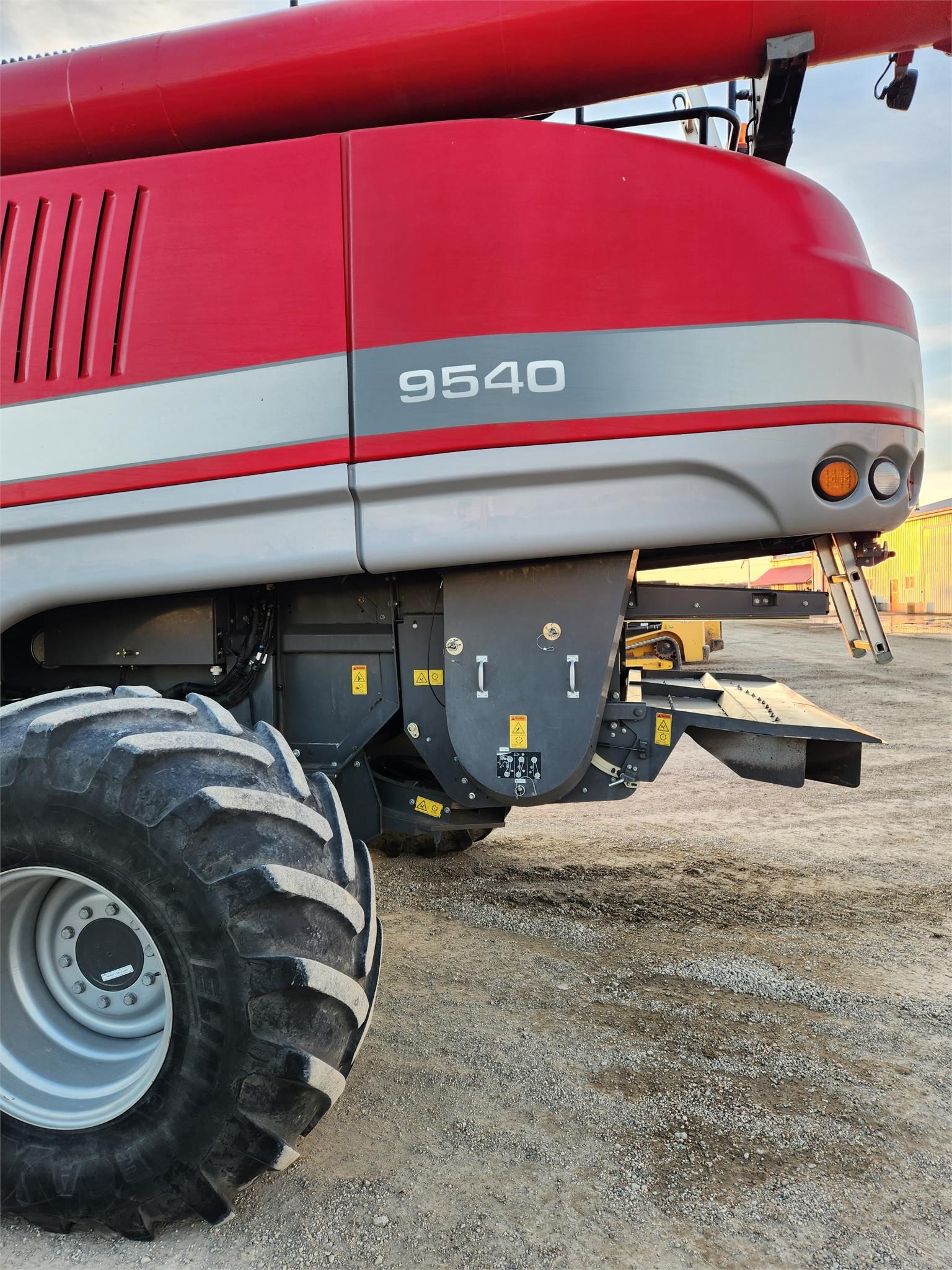Massey Ferguson 9540