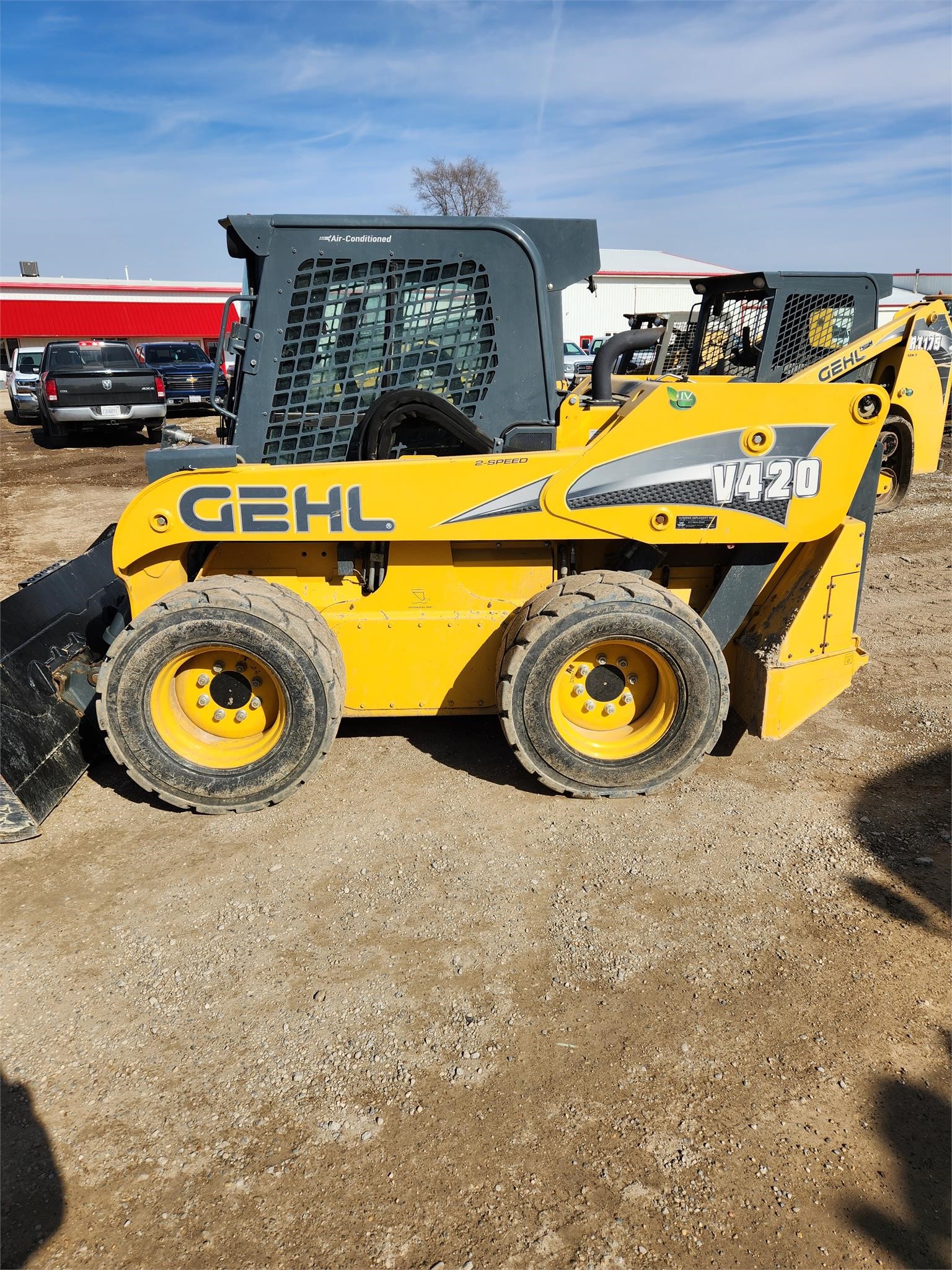 2019 Gehl V420