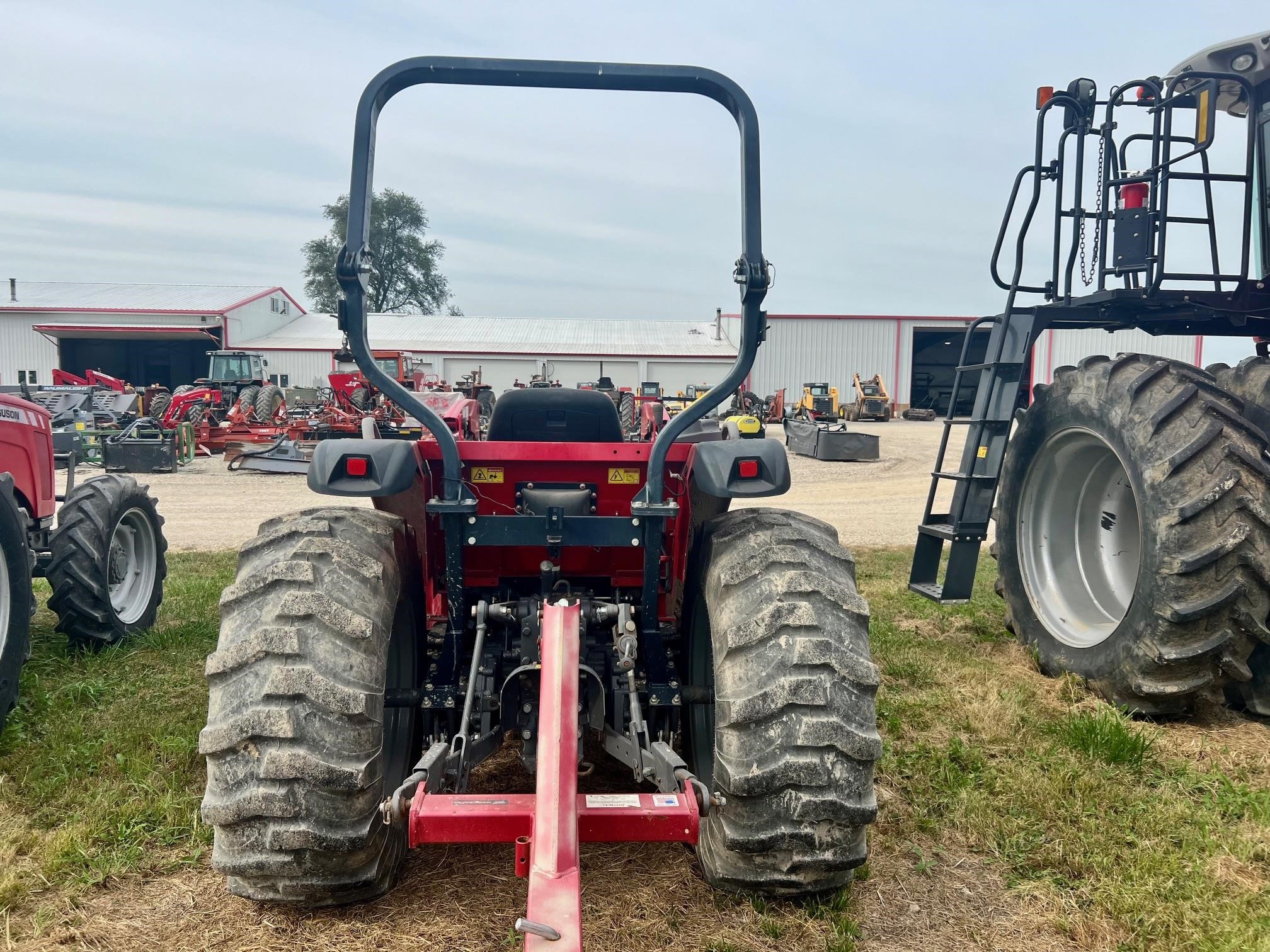 2016 Massey Ferguson 1736