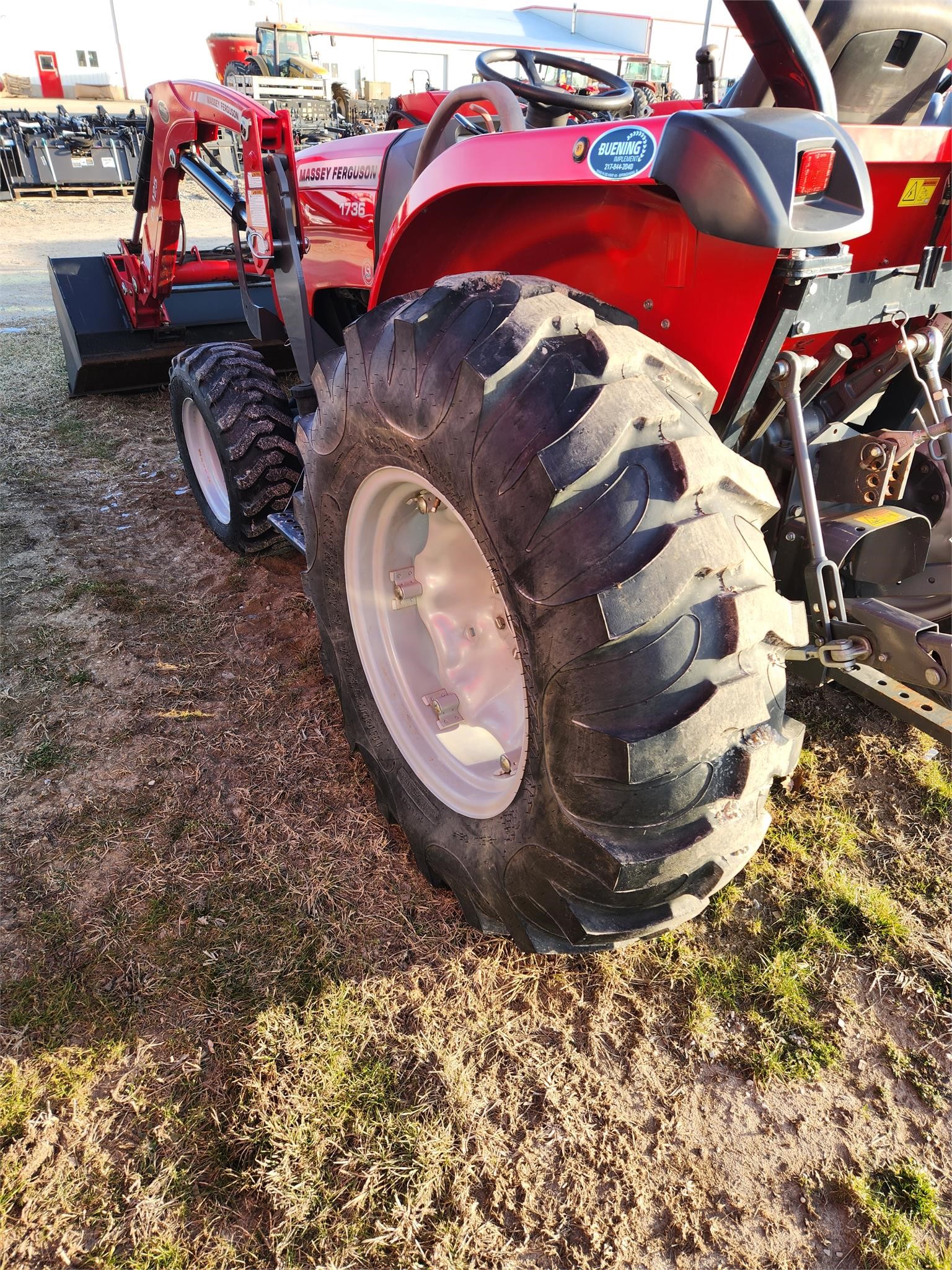 2016 Massey Ferguson 1736