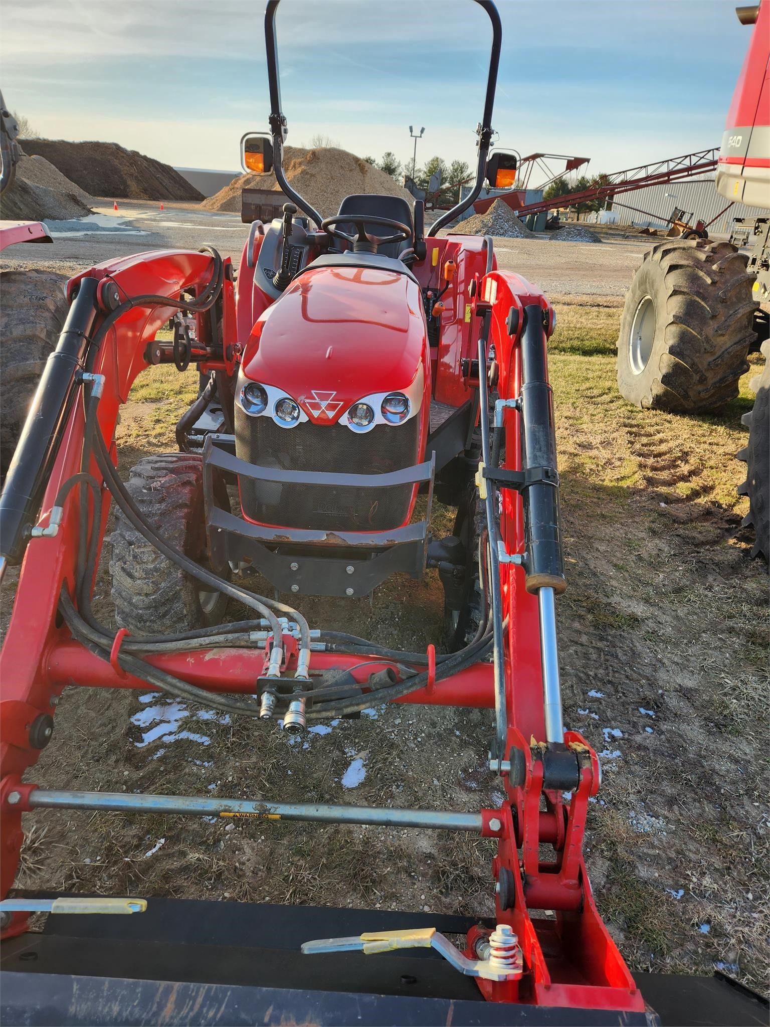 2016 Massey Ferguson 1736