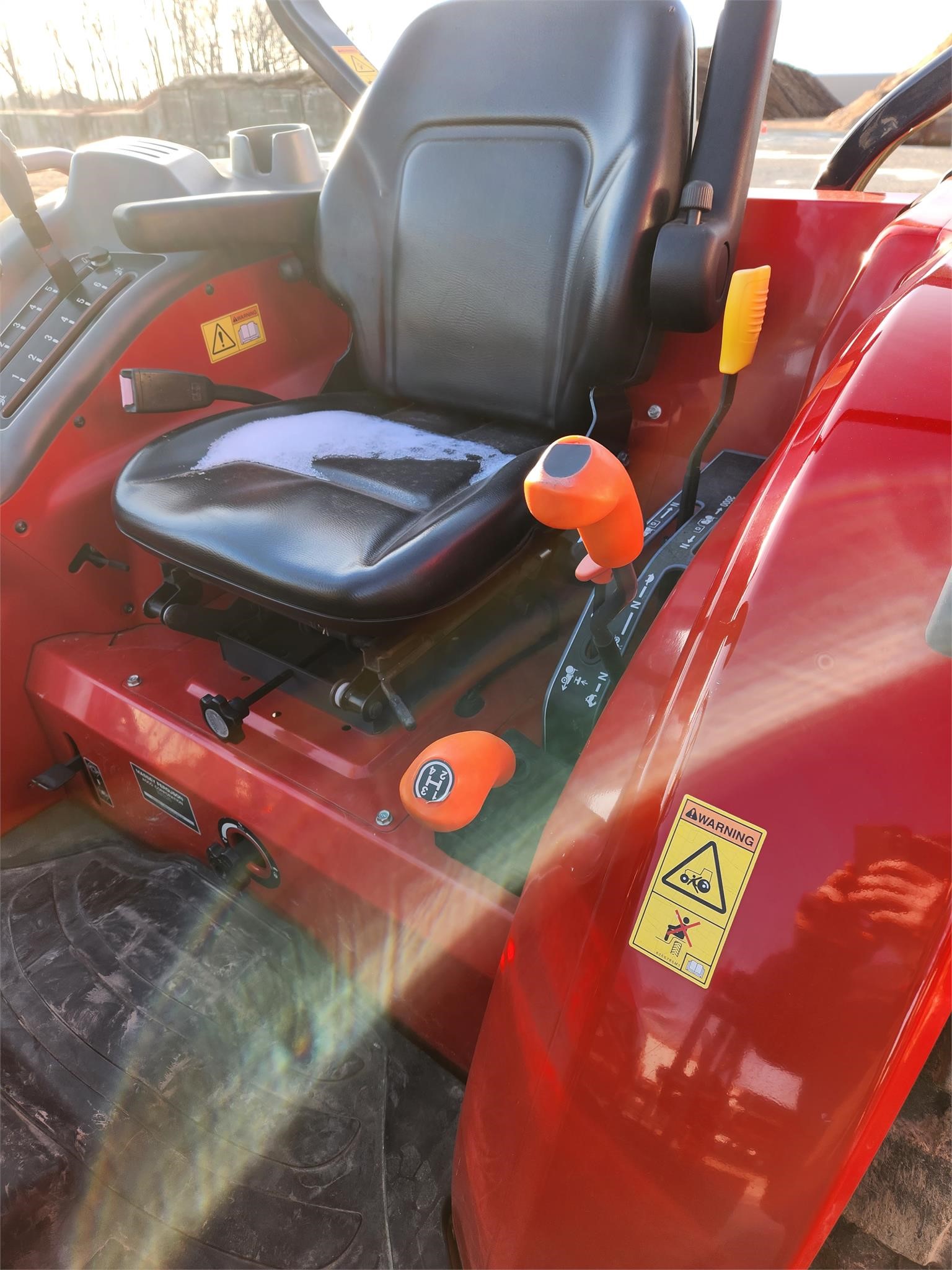 2016 Massey Ferguson 1736