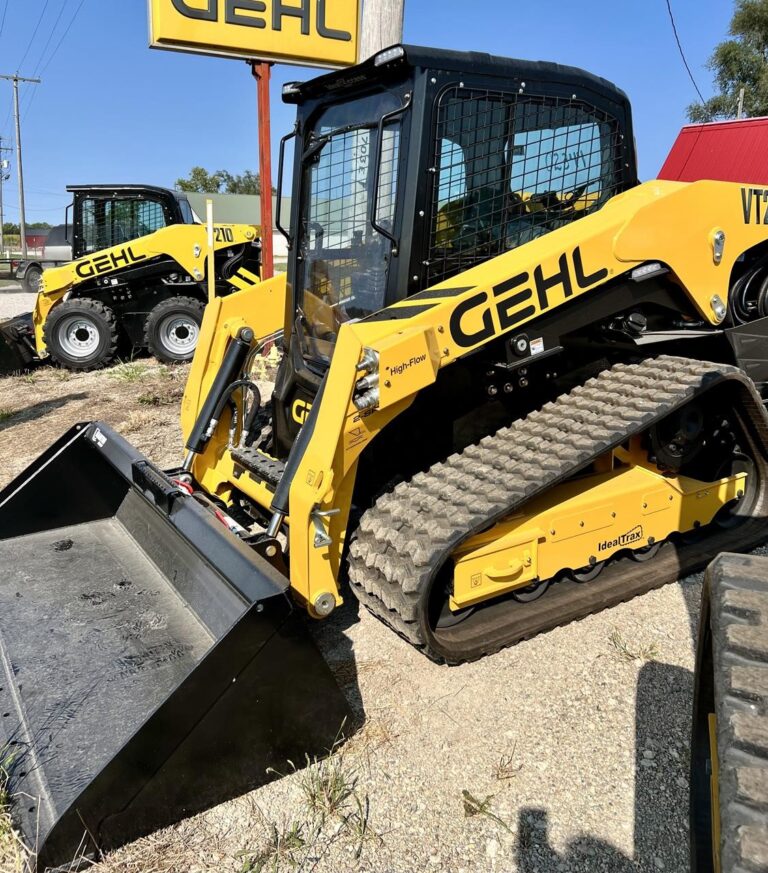 2025 Gehl VT275