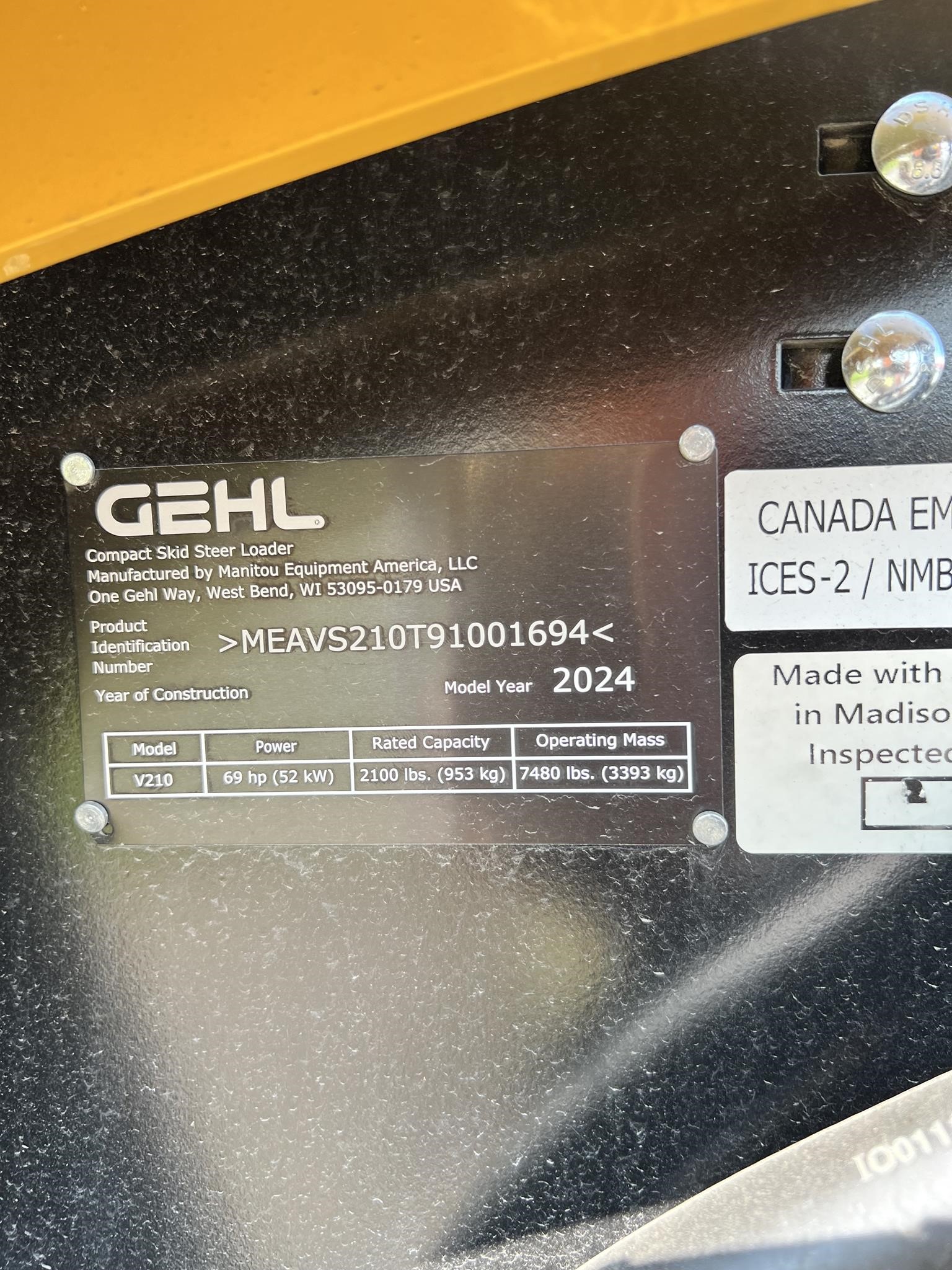 2024 Gehl V210