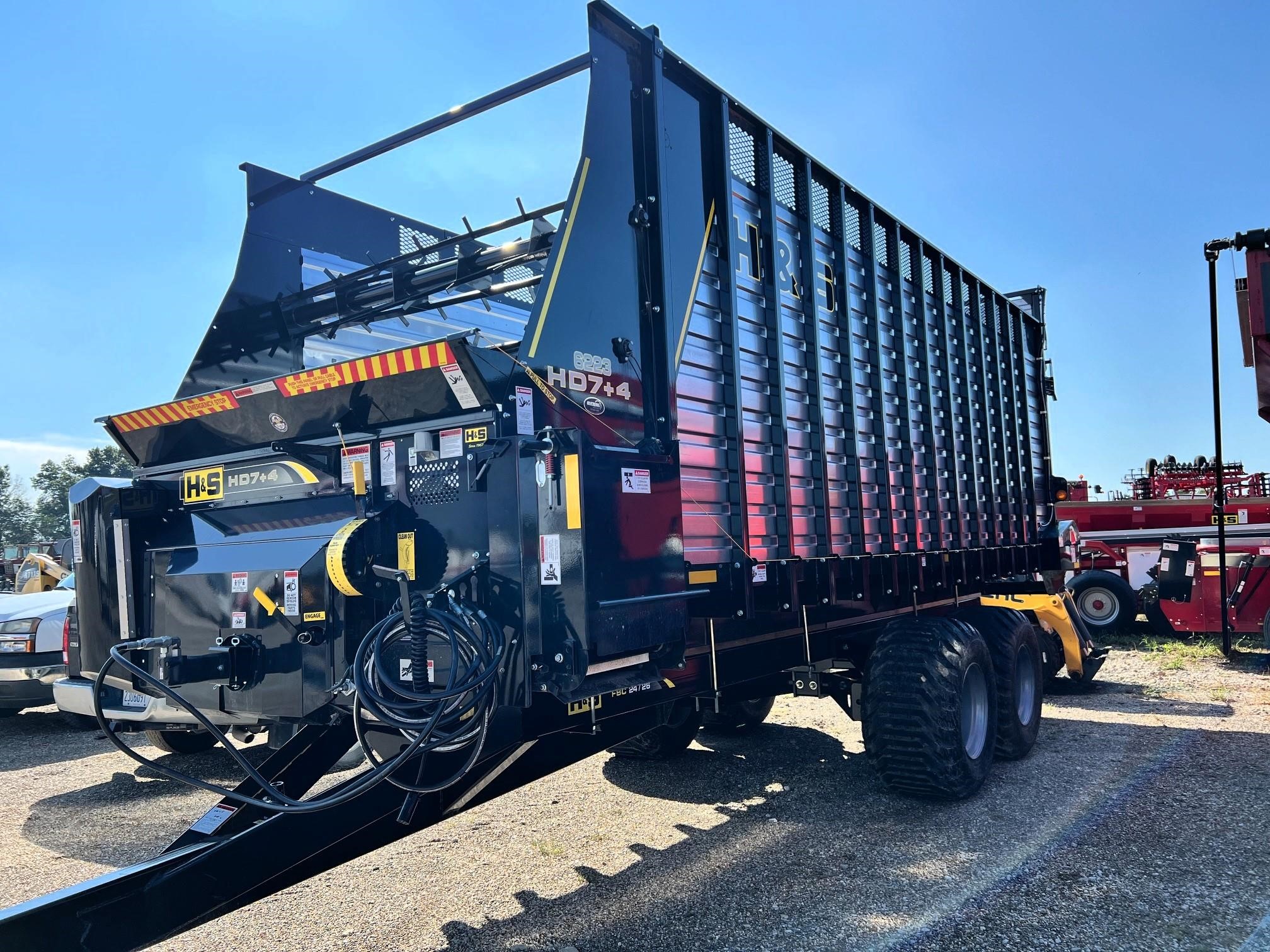 2024 H & S FB746223