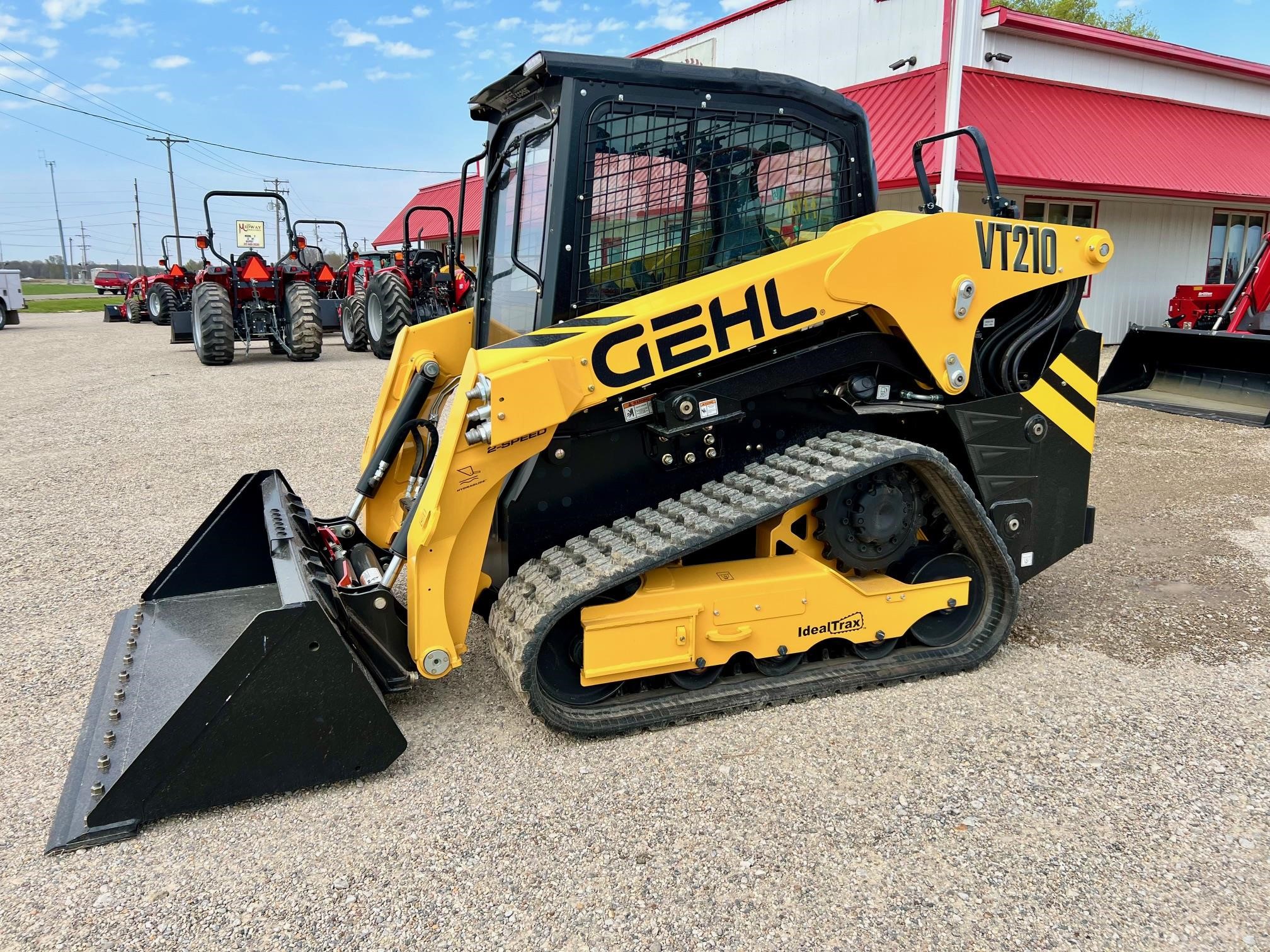 2025 Gehl VT210