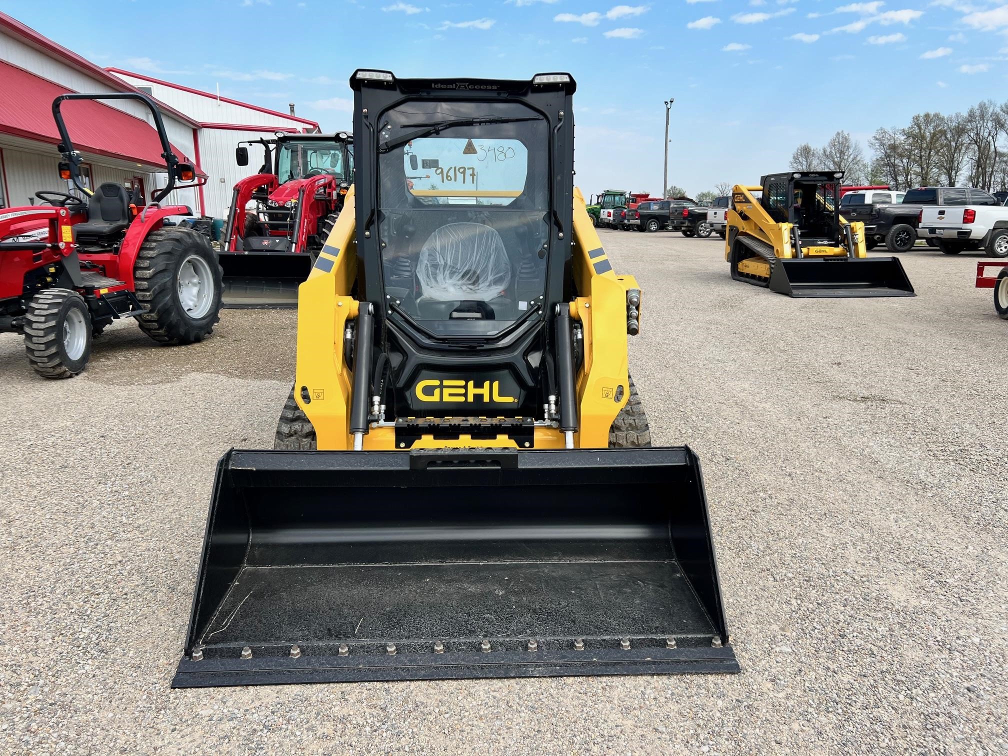 2025 Gehl VT210