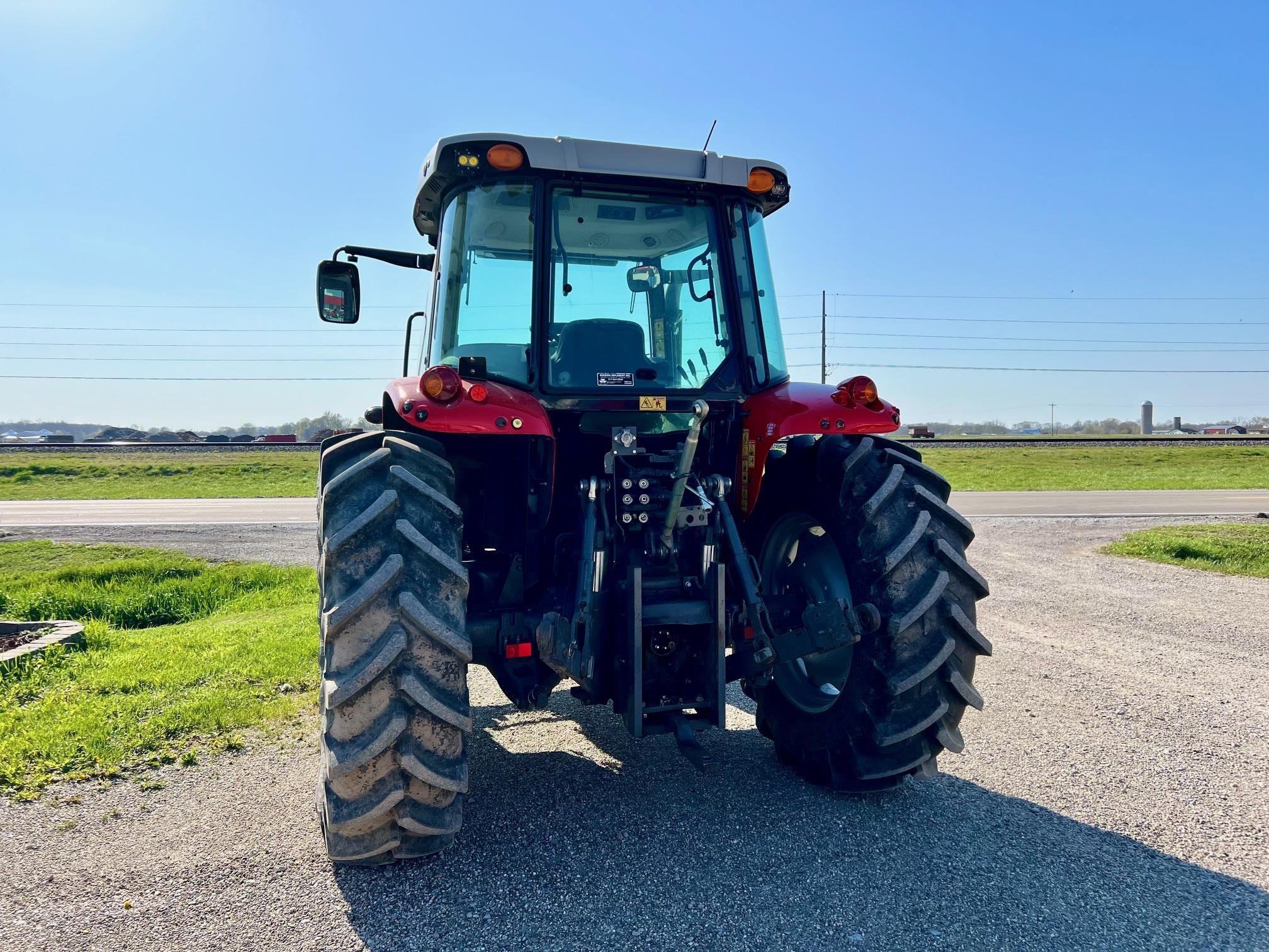 2014 Massey Ferguson 5612