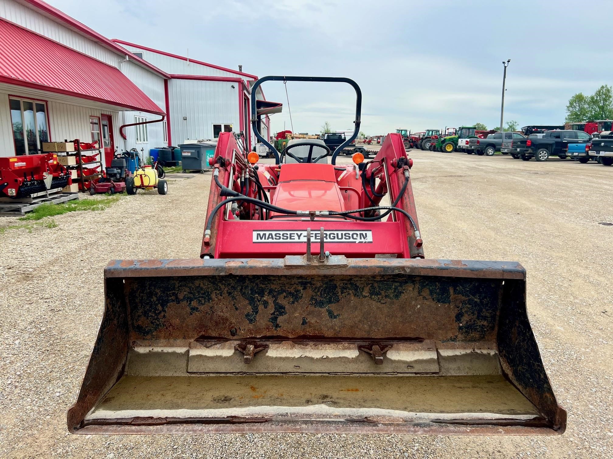 Massey Ferguson 1433