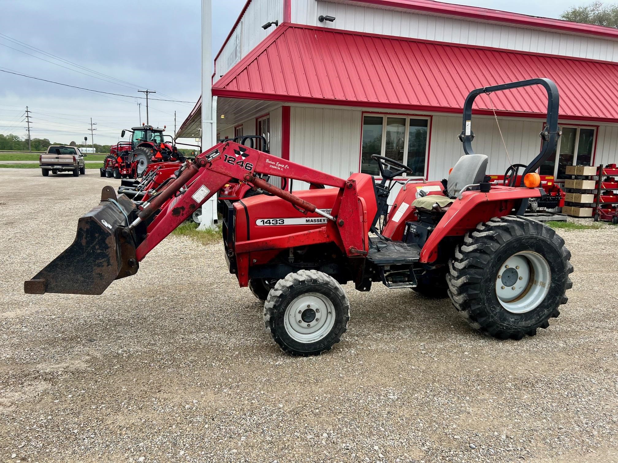 Massey Ferguson 1433