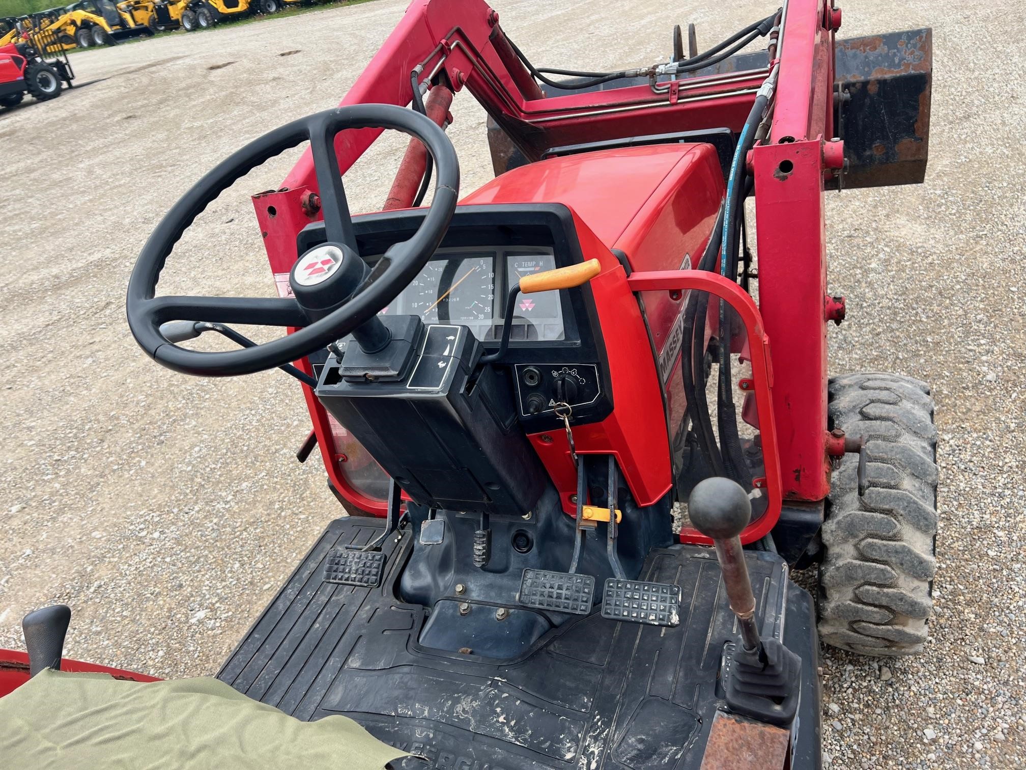 Massey Ferguson 1433