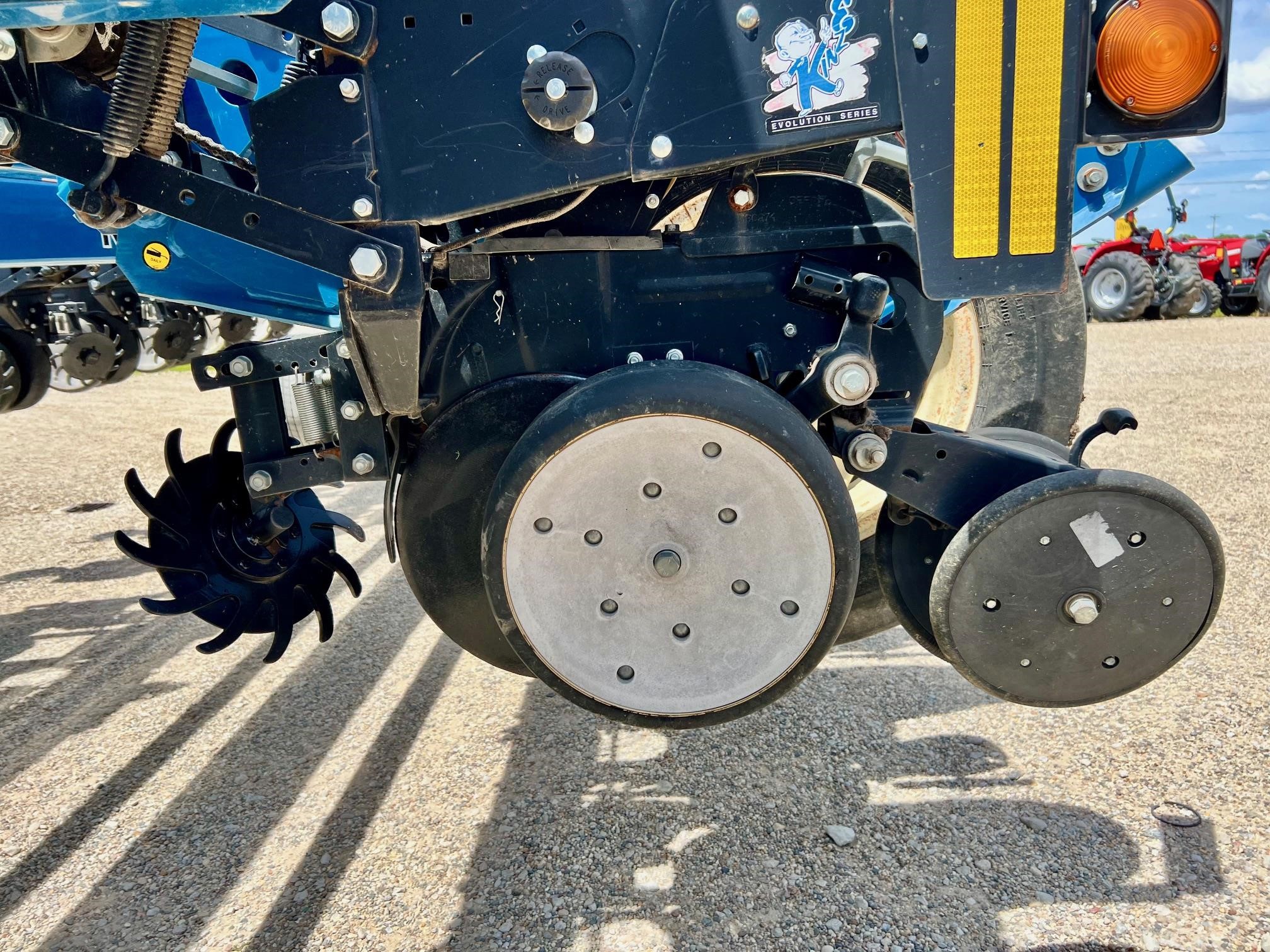 2009 Kinze 3800SDS