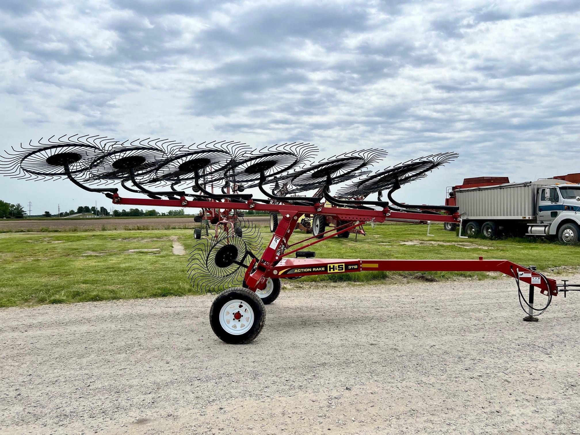 H & S AR3112