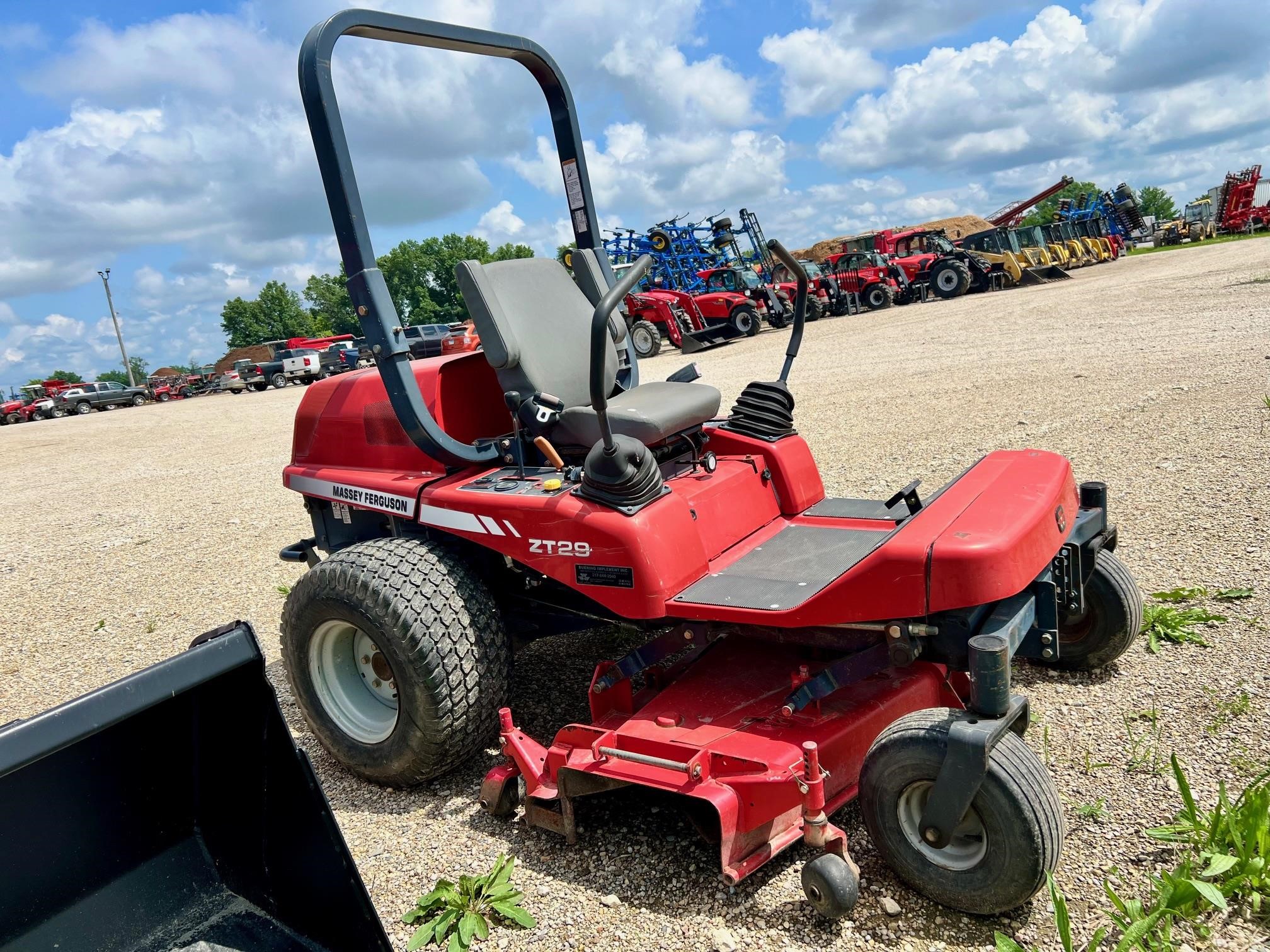 Massey Ferguson ZT29