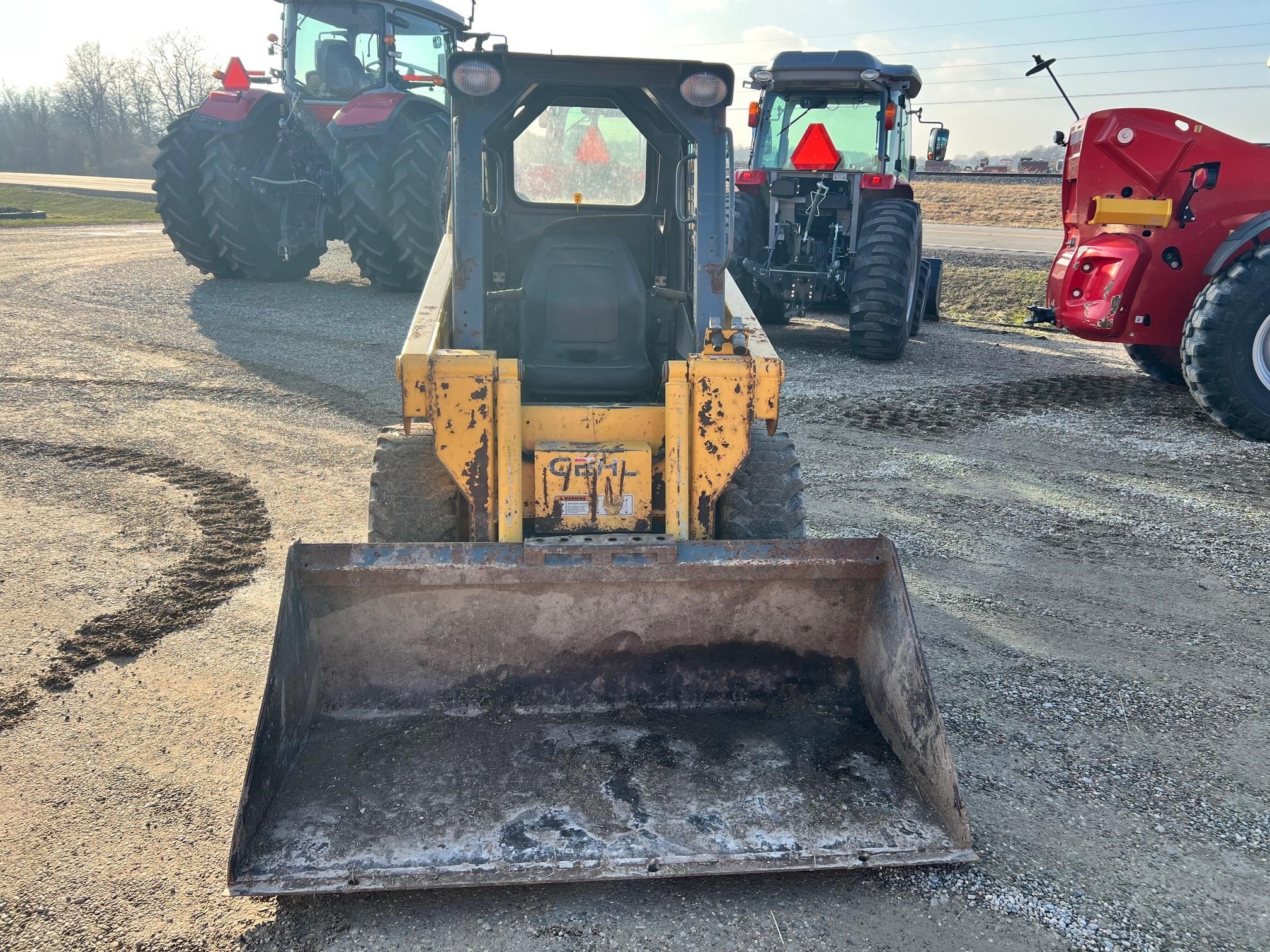 2002 Gehl 3635