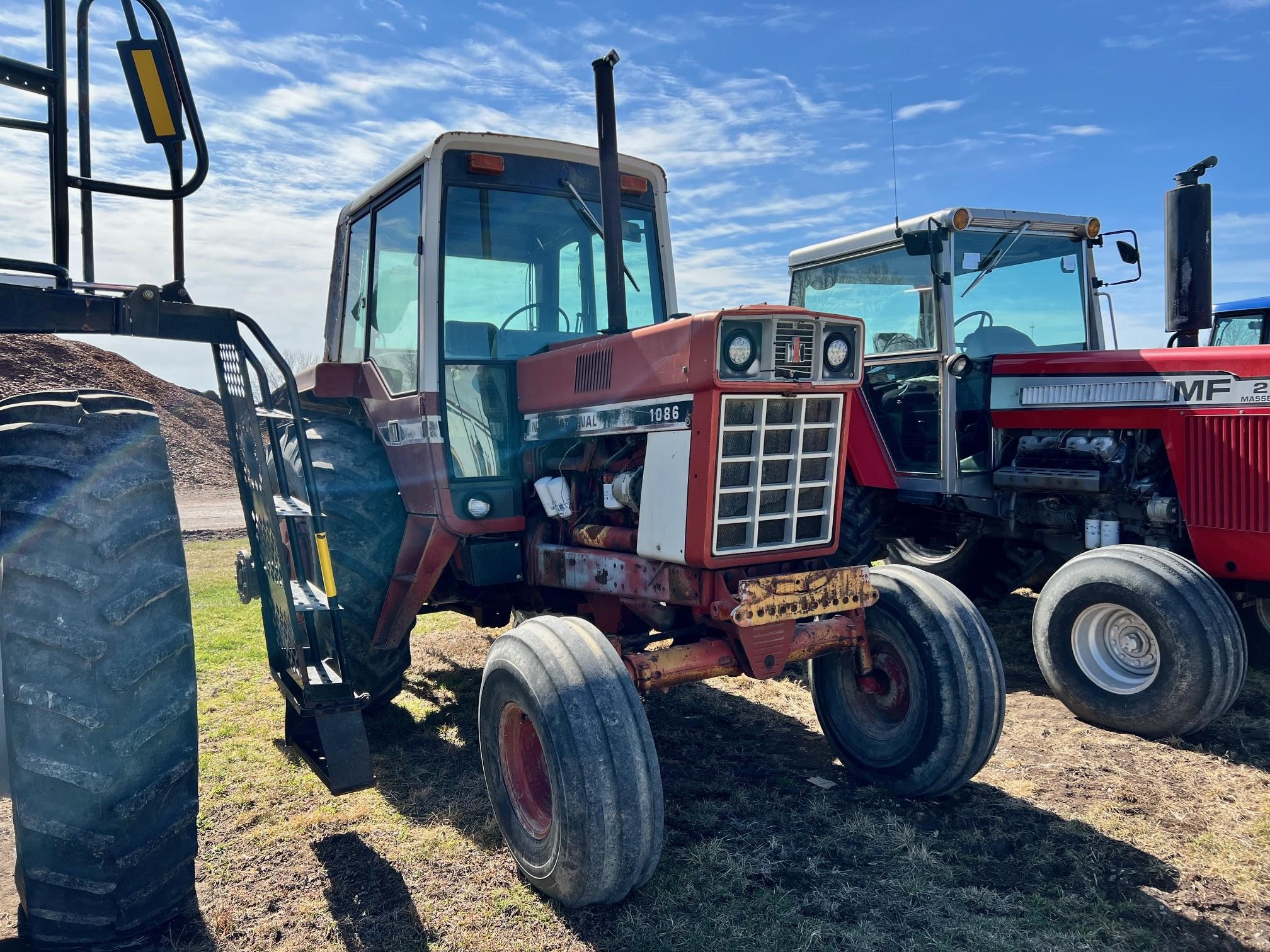 1977 International 1086