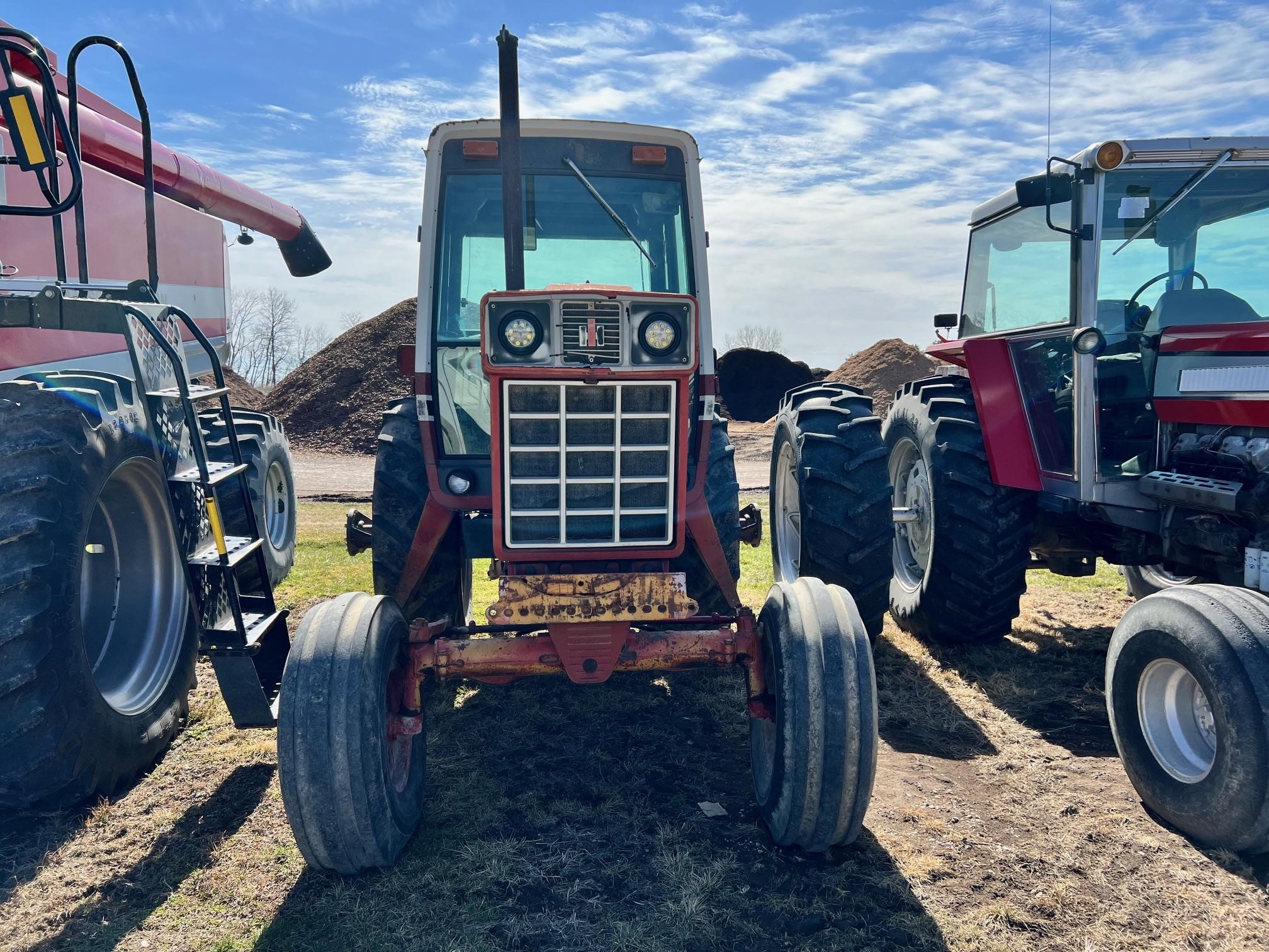 1977 International 1086