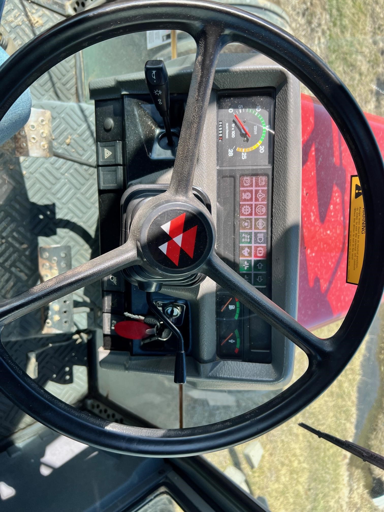 1990 Massey Ferguson 3660