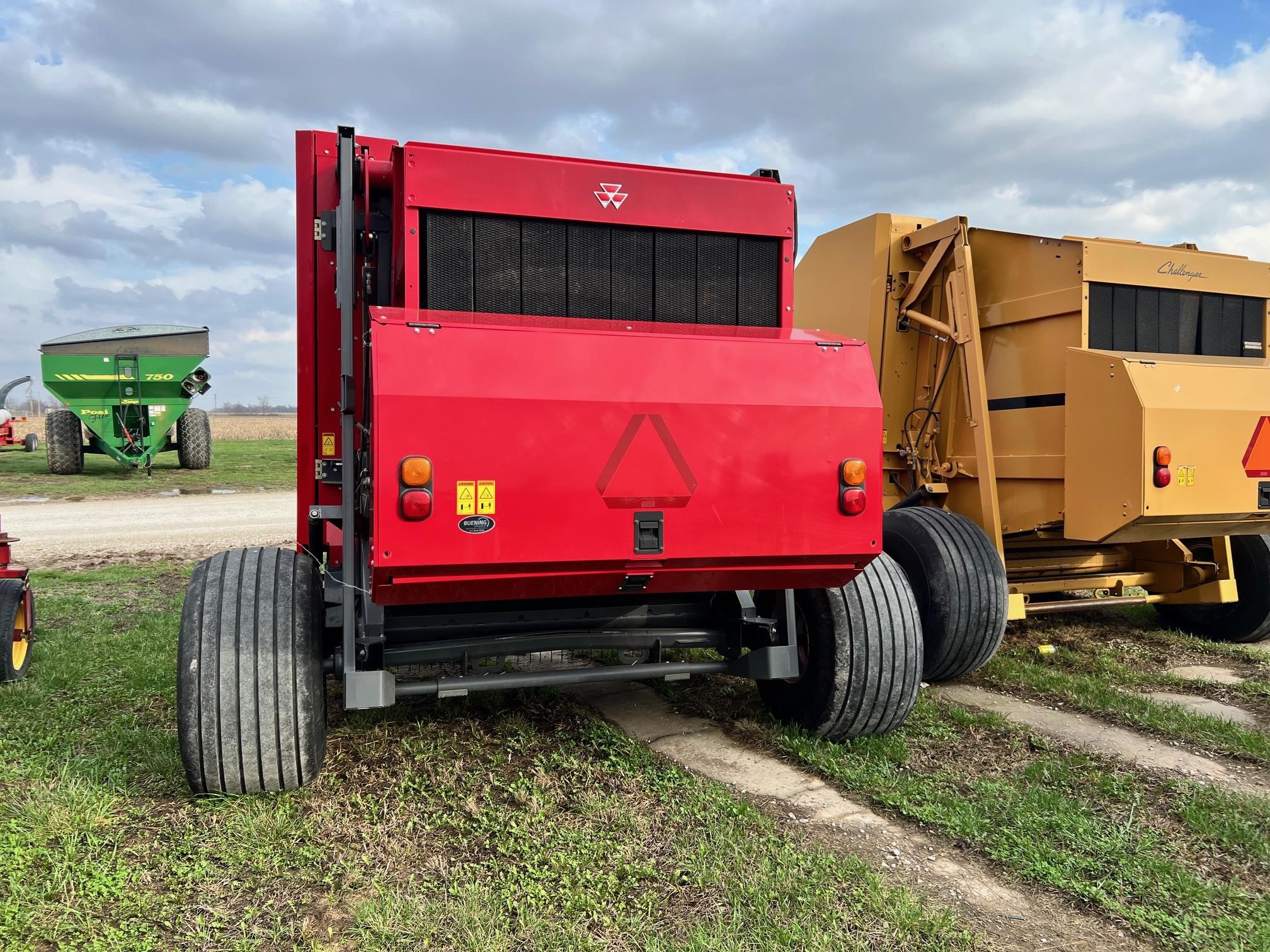 2022 Massey Ferguson 2956A