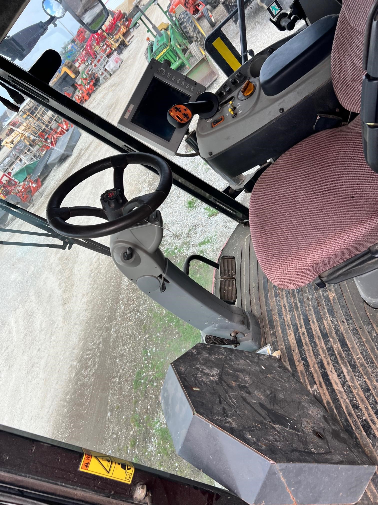 Massey Ferguson 9795