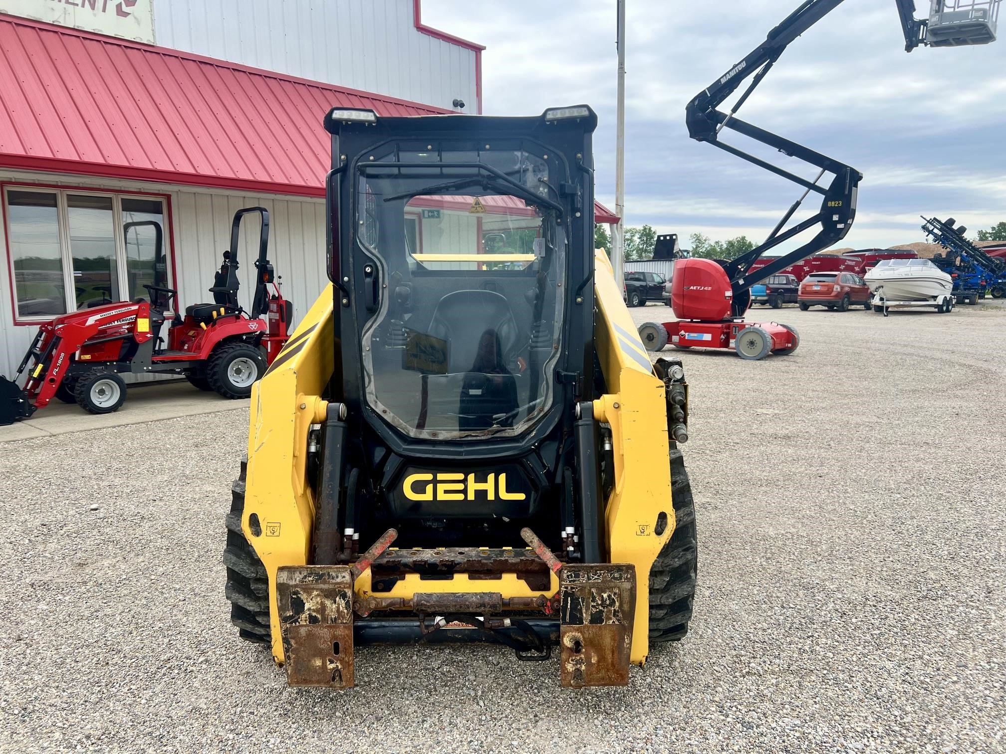 2024 Gehl V275