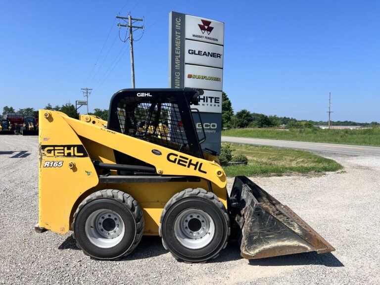 2023 Gehl R165