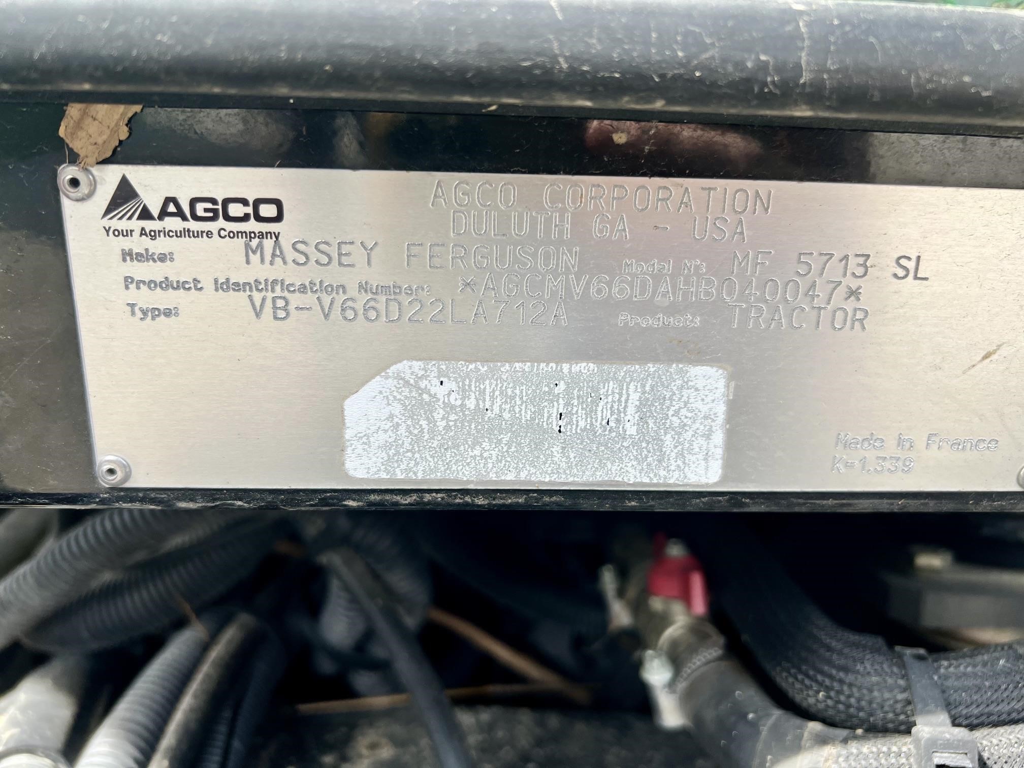 2017 Massey Ferguson 5713SL