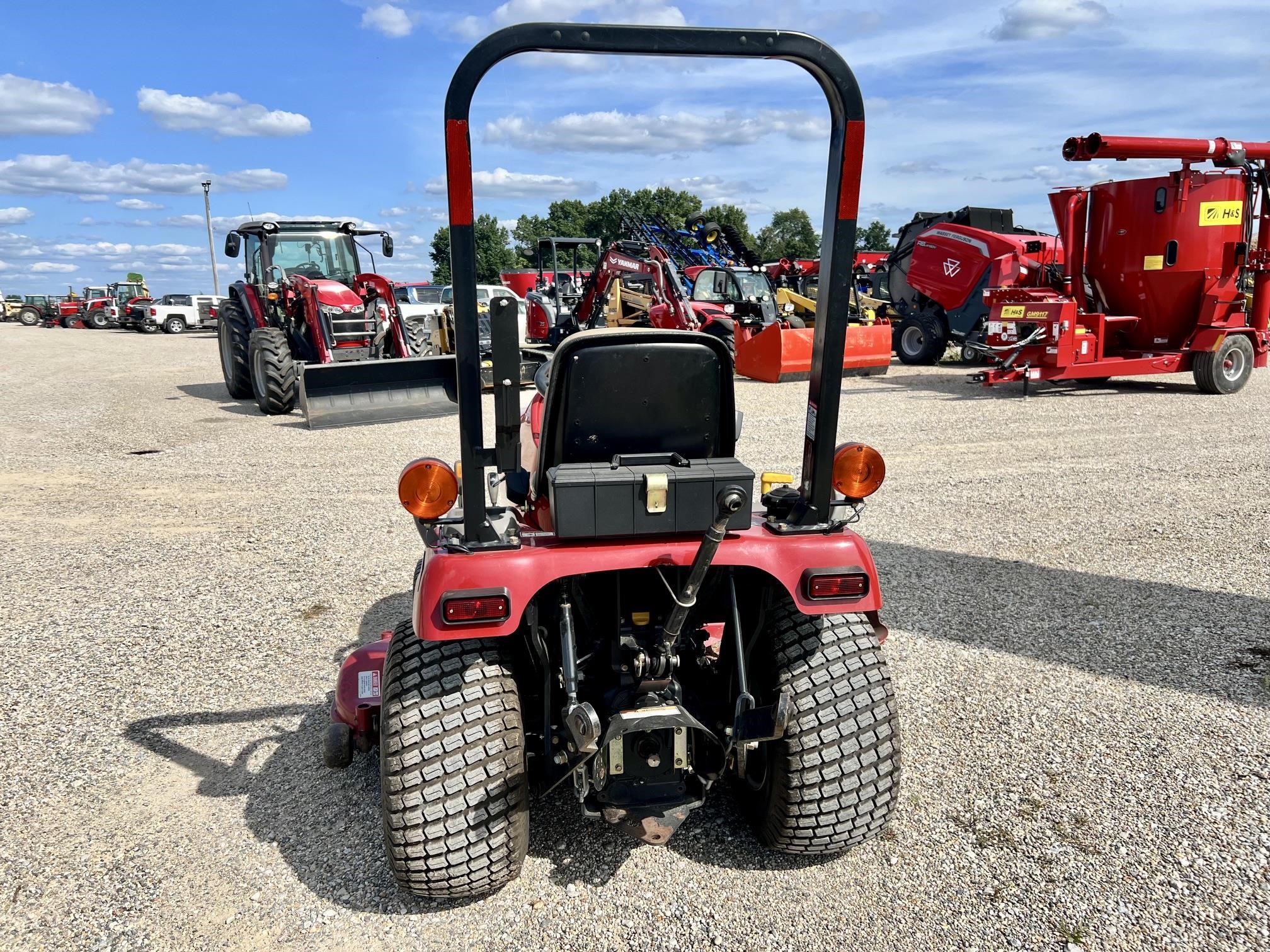 Case Ih FARMALL DX24E