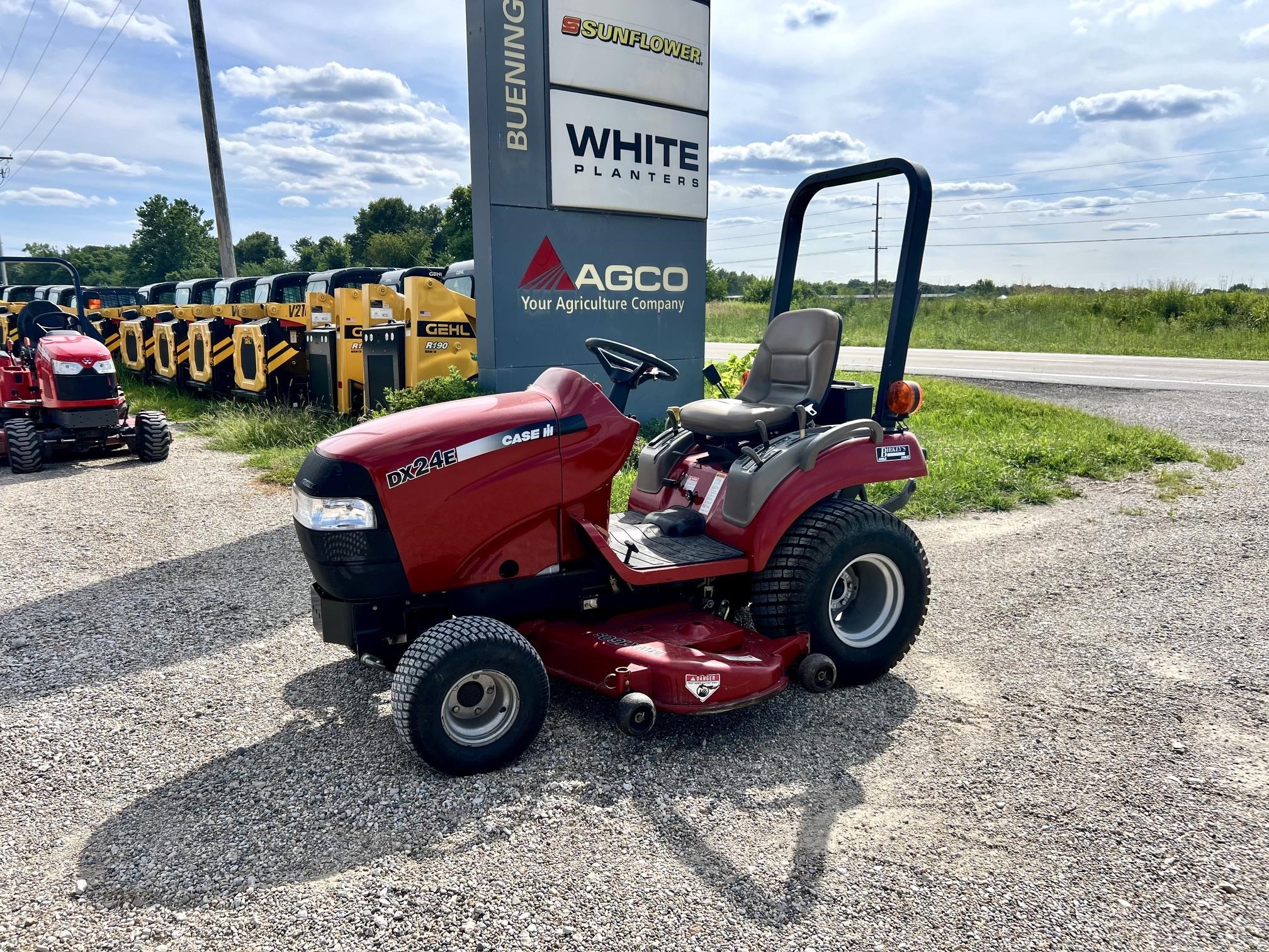 Case Ih FARMALL DX24E